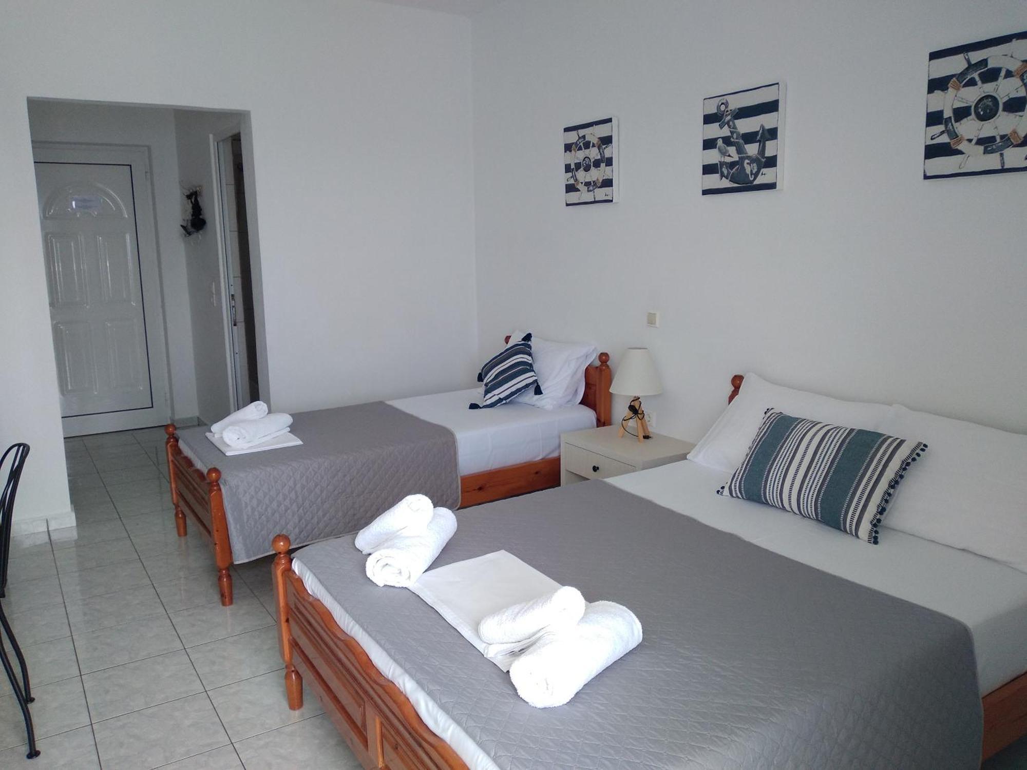 Nadim Rooms Himarë Pokoj fotografie